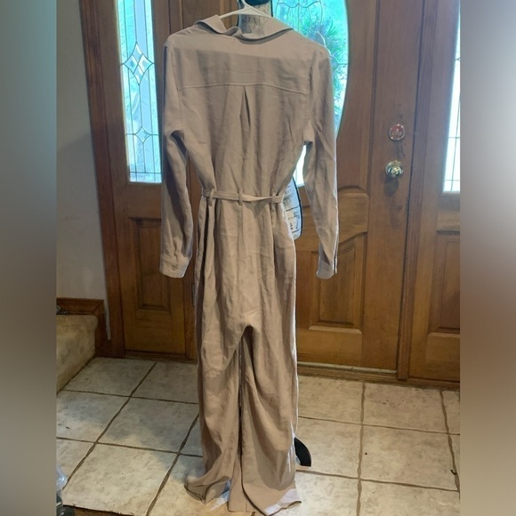 The Limited tan jumpsuit size medium EUC - Picture 3 of 3